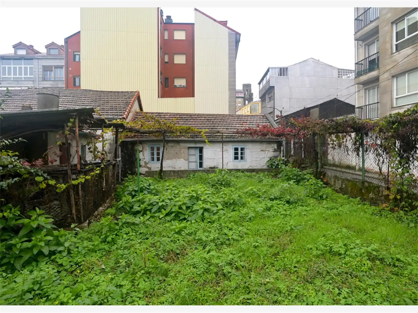 Country homes for sale in O Carballiño  