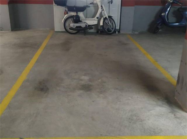 Garaje en Venta en Plaza del Camp de Morvedre en Massanassa