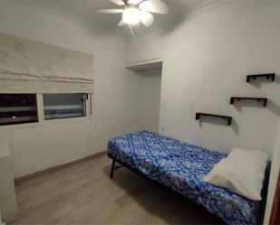Dormitori de Pis per a compartir en Sagunto / Sagunt amb Aire condicionat, Terrassa i Balcó