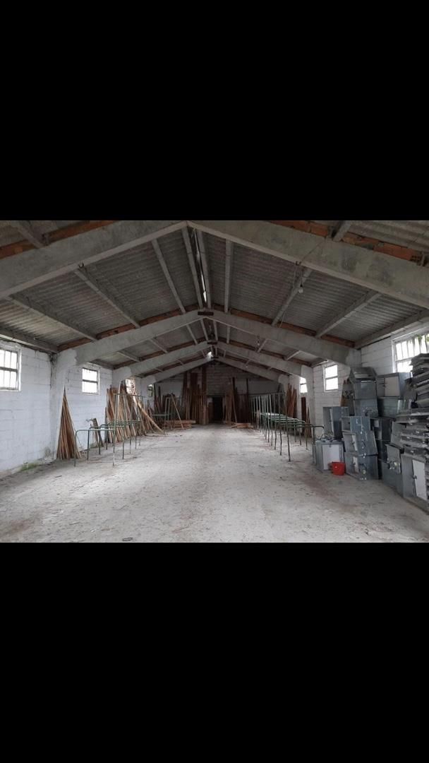 Nau industrial en venda en Bustarviejo