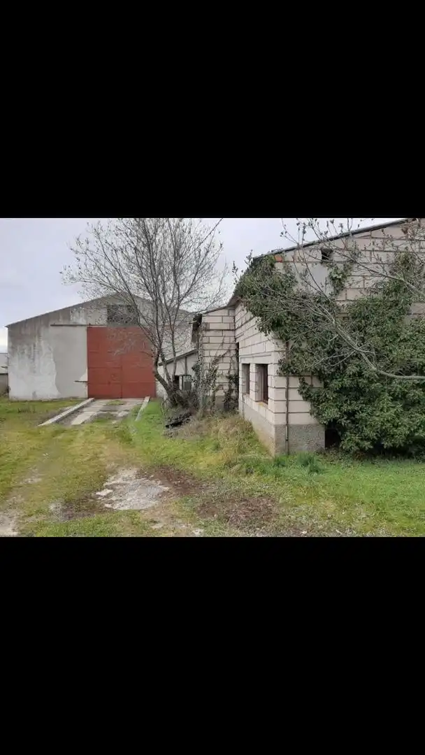 Fabrikhallen zum Verkauf in Calle Fragua, 8, Bustarviejo Außenansicht von Fabrikhallen zum Verkauf in Bustarviejo
