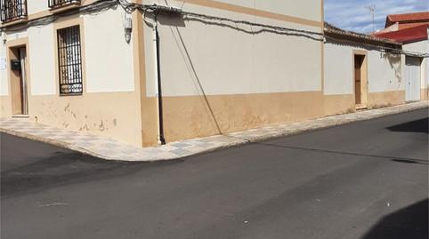 Casa adosada en venda a Plaza de la Constitución, Almadenejos, Ciudad Real - imatge 2 Foto 2 de Casa adosada en venda a Plaza de la Constitución, Almadenejos, Ciudad Real