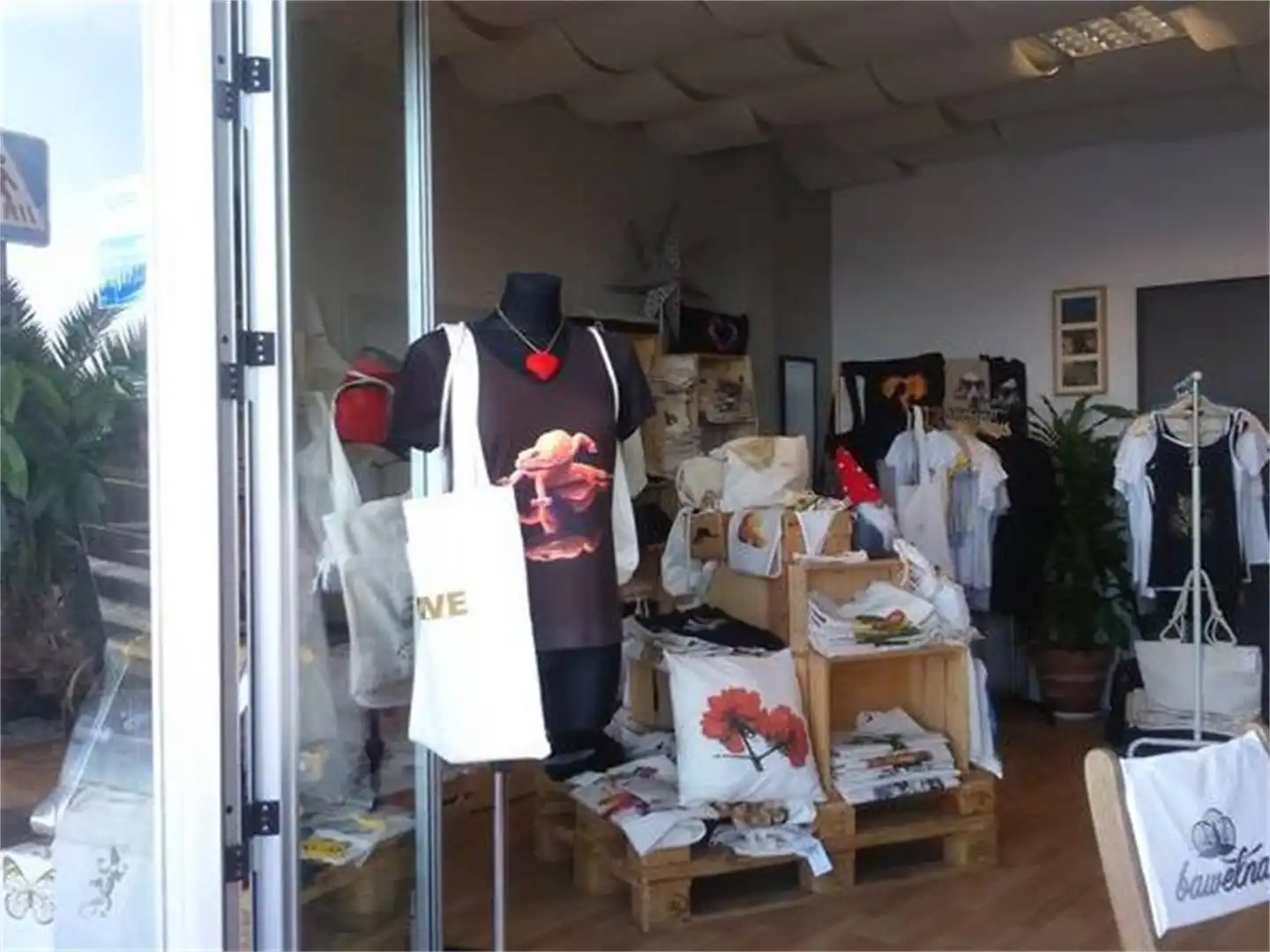 Local de lloguer a Avenida Quinto Centenario, 30, Puerto de Santiago Local de lloguer en Santiago del Teide