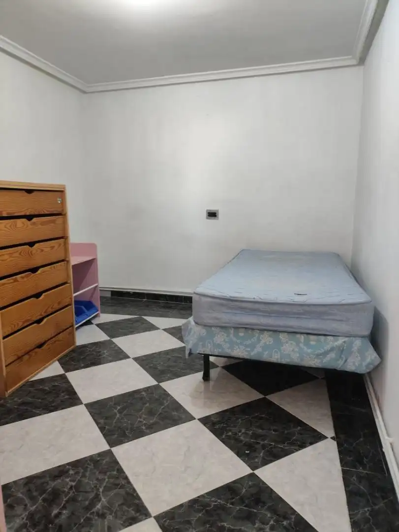 Wohnung zum Verkauf in Calle Carlos Sarthou, 1d, Cariñena - Carinyena Schlafzimmer von Wohnung zum Verkauf in Vila-real mit Balkon