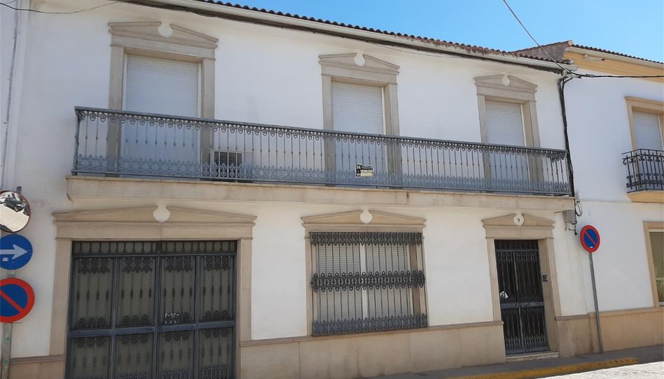 Casa adosada en venda a Calle Palacio Valdés, 11, Marmolejo, Jaén - imatge 1 Foto 1 de Casa adosada en venda a Calle Palacio Valdés, 11, Marmolejo, Jaén