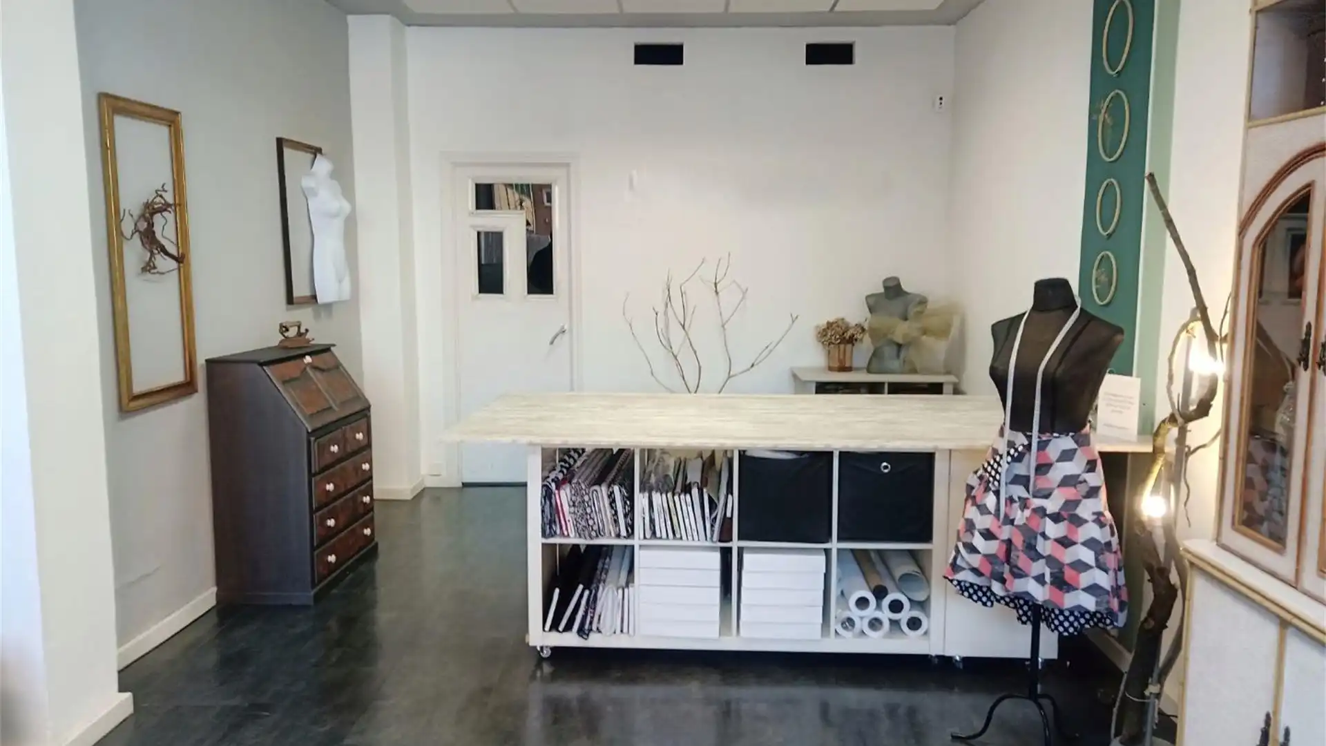 Local de alquiler en Avenida de la República Argentina, La Calzada Local de alquiler en Avenida de la República Argentina, La Calzada