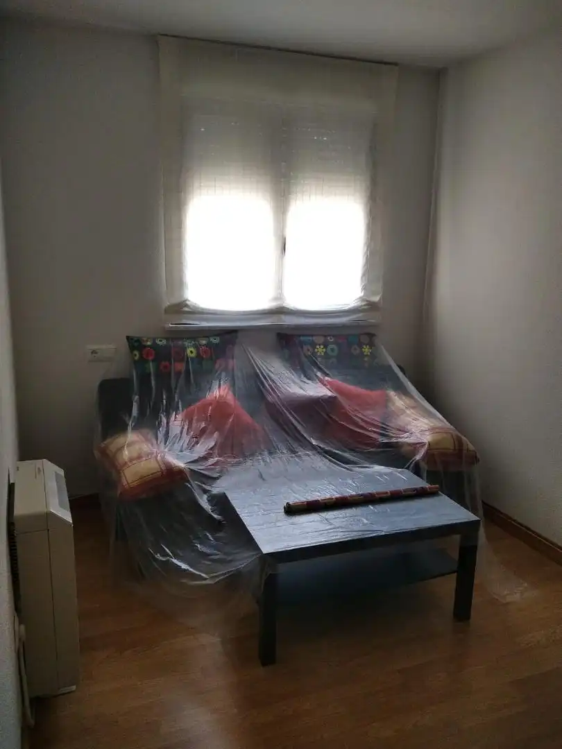 Ático en venta en Calle de la Iglesia, 51, Villares de la Reina Habitación de Ático en venta en Villares de la Reina con Calefacción, Terraza y Amueblado