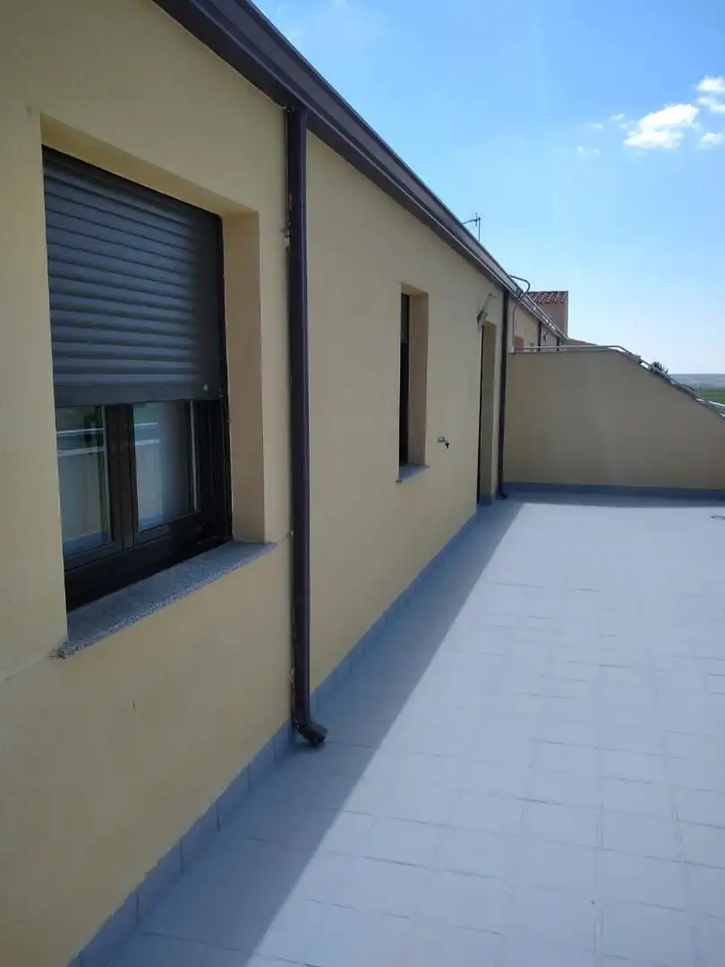 Ático en venta en Calle de la Iglesia, 51, Villares de la Reina Terraza de Ático en venta en Villares de la Reina con Calefacción, Terraza y Amueblado