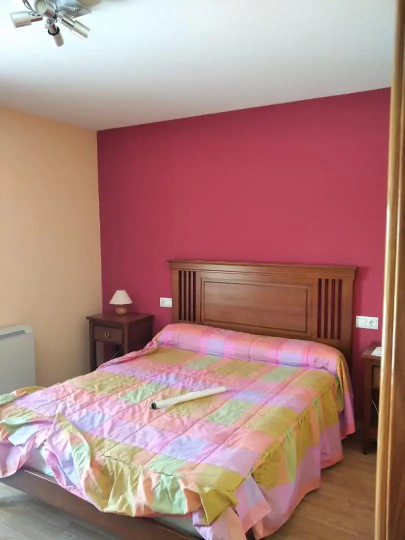 Ático en venta en Calle de la Iglesia, 51, Villares de la Reina Habitación de Ático en venta en Villares de la Reina con Calefacción, Terraza y Amueblado