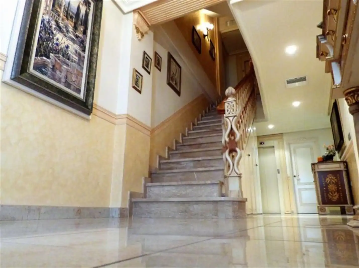 Casa o chalet en venta en Crevillent con Aire acondicionado, Calefacción y Jardín privado