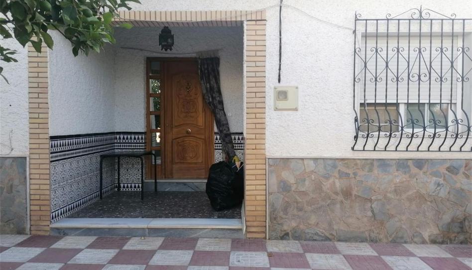 Casa adosada en venda a Calle Reyes Católicos, Láchar, Granada - imatge 1 Foto 1 de Casa adosada en venda a Calle Reyes Católicos, Láchar, Granada