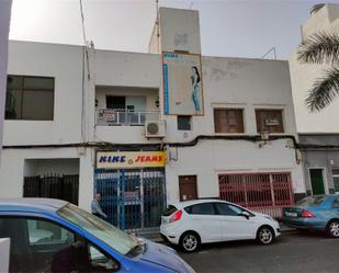 Vista exterior de Casa adosada en venda en Arrecife amb Balcó