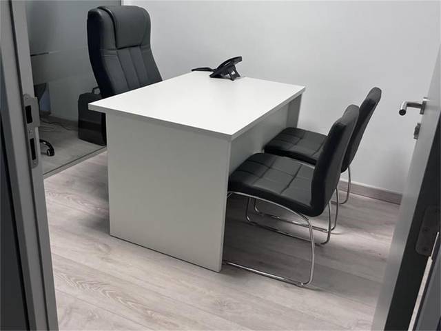 Oficina en Alquiler en Avenida del Pintor Xavier Soler en Garbinet - Parque de las Avenidas