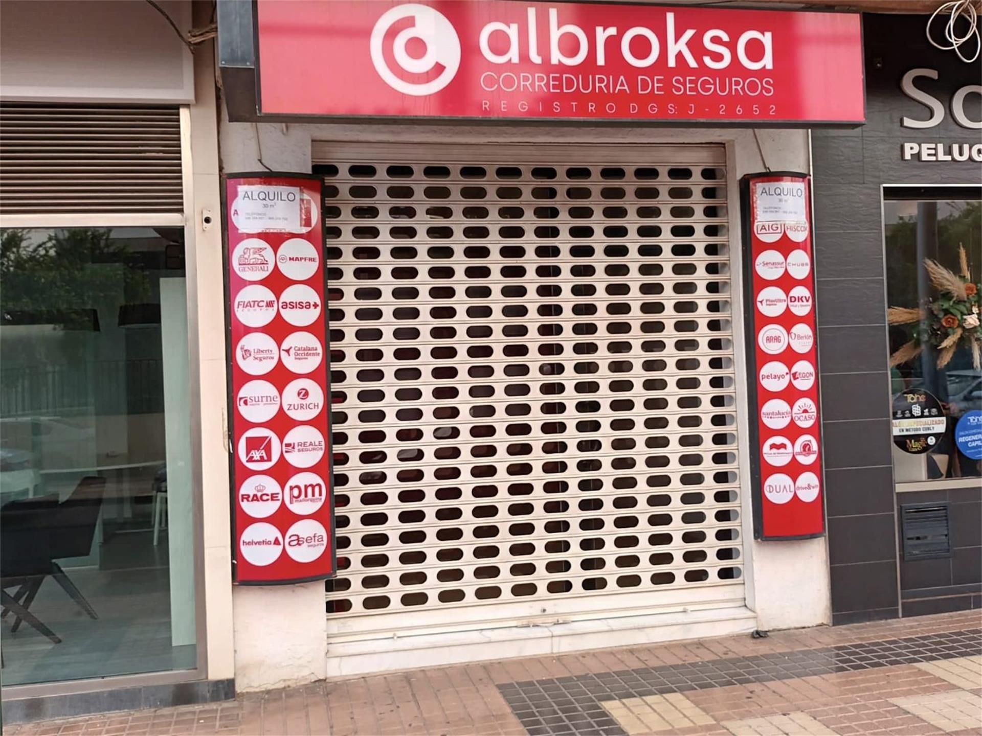 Local de lloguer en Cartagena amb Aire condicionat