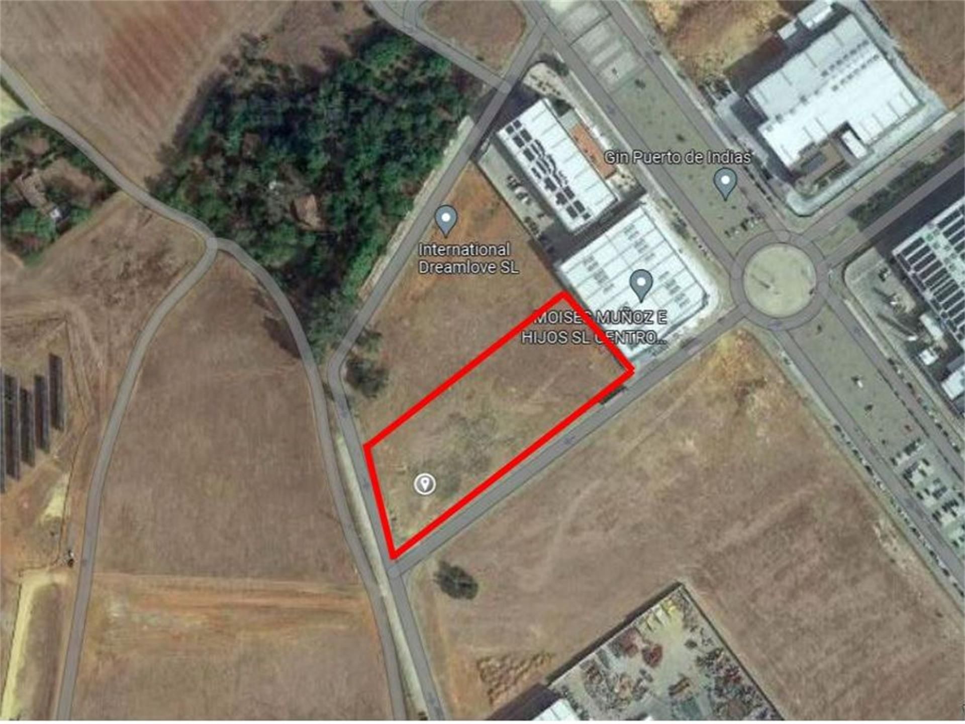 Terreny industrial en venda en Carmona