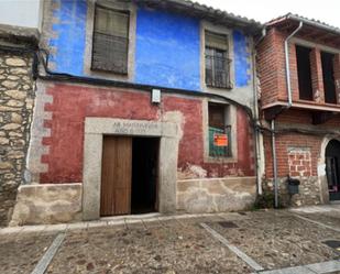 Vista exterior de Casa adosada en venda en Cuacos de Yuste