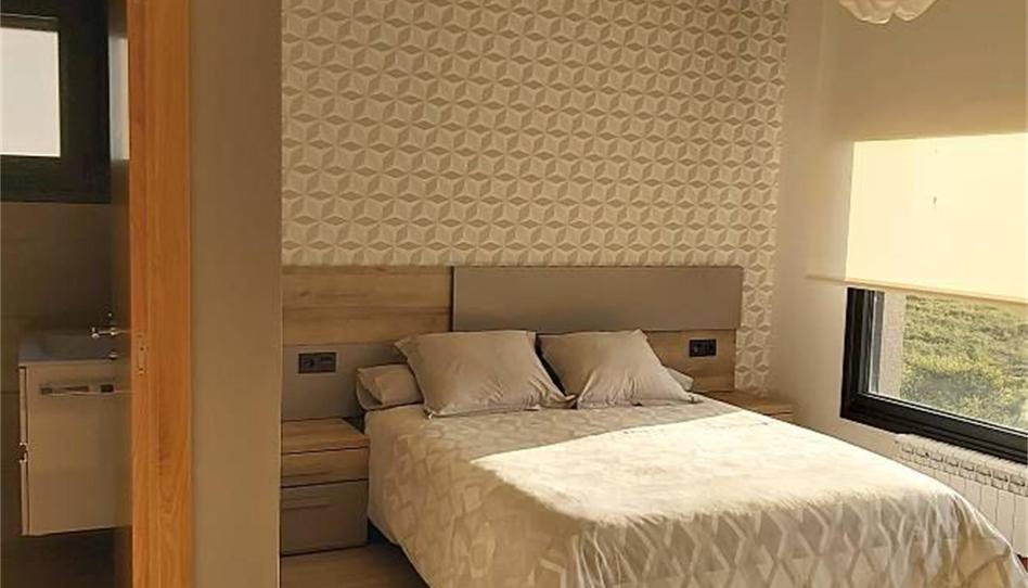 House or chalet for sale in Avenida de la Ilustración, Zabalgana, Araba - Álava - image 1 Photo 1 of House or chalet for sale in Avenida de la Ilustración, Zabalgana, Araba - Álava