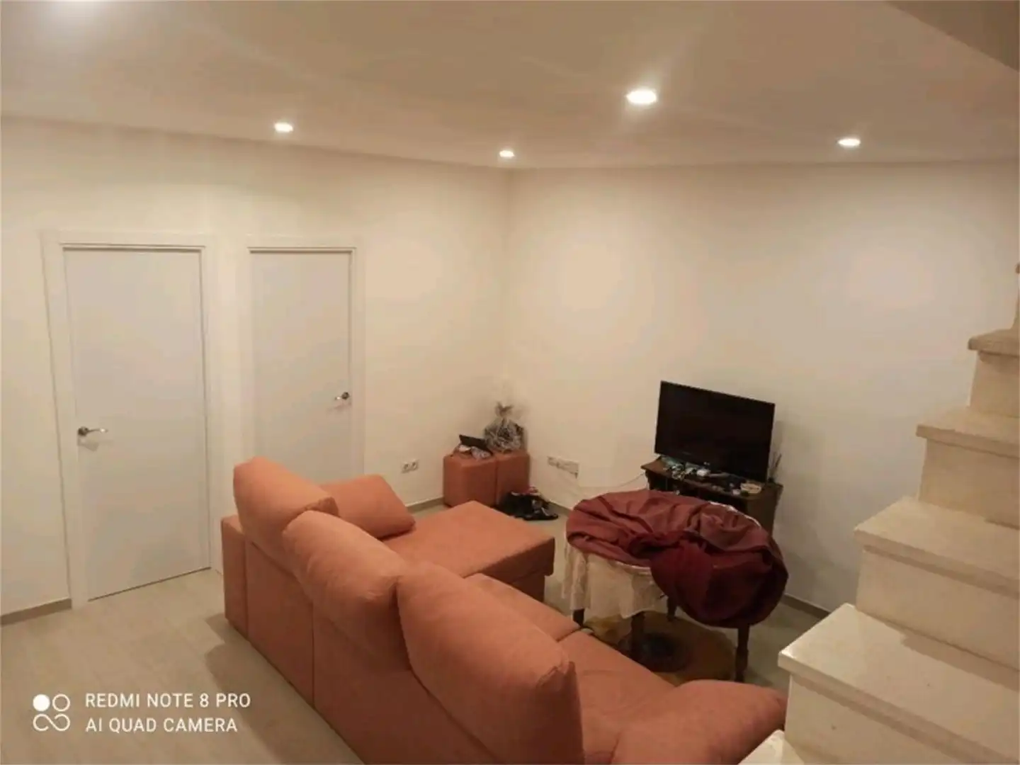 Casa adosada en venta en Calle Virgen de Fátima, La Roda de Andalucía Sala de estar de Casa adosada en venta en La Roda de Andalucía con Calefacción, Terraza y Amueblado