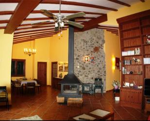 Sala d'estar de Finca rústica en venda en Robledillo de la Vera