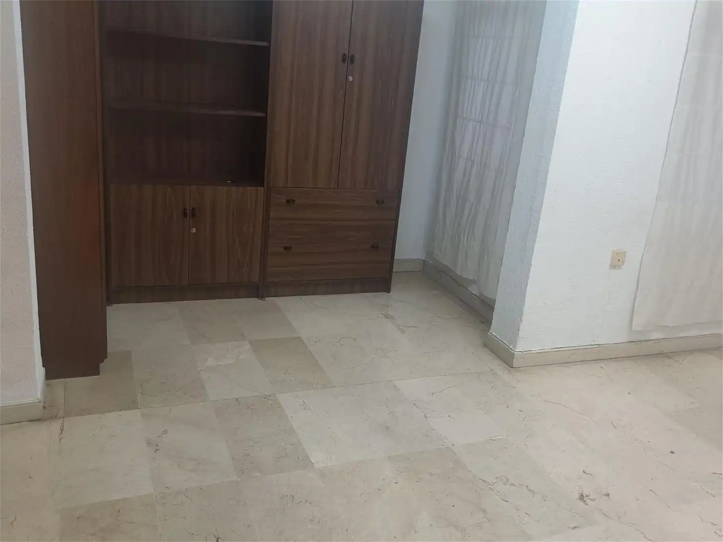 Büro zur Miete in Avenida del Padre García Tejero, Heliópolis Schlafzimmer von Büro zur Miete in Sevilla