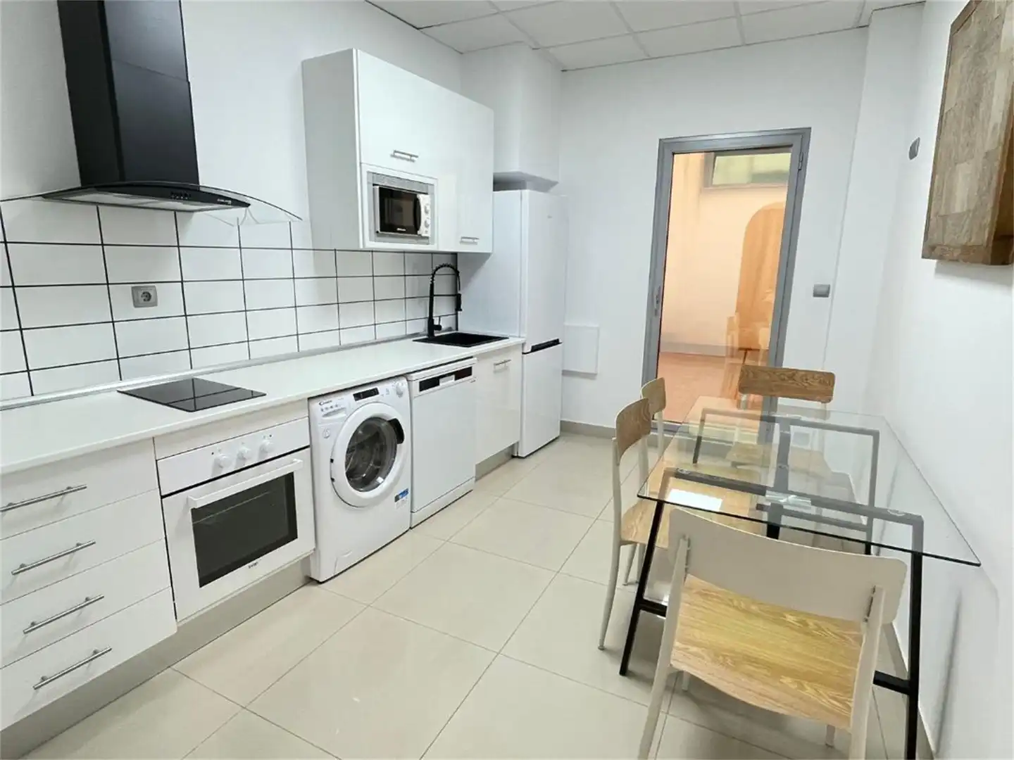 Flat for rent in Avenida Ciudad de Linares, Úbeda Kitchen of Flat for rent in Úbeda with Air Conditioner, Heating and Furnished
