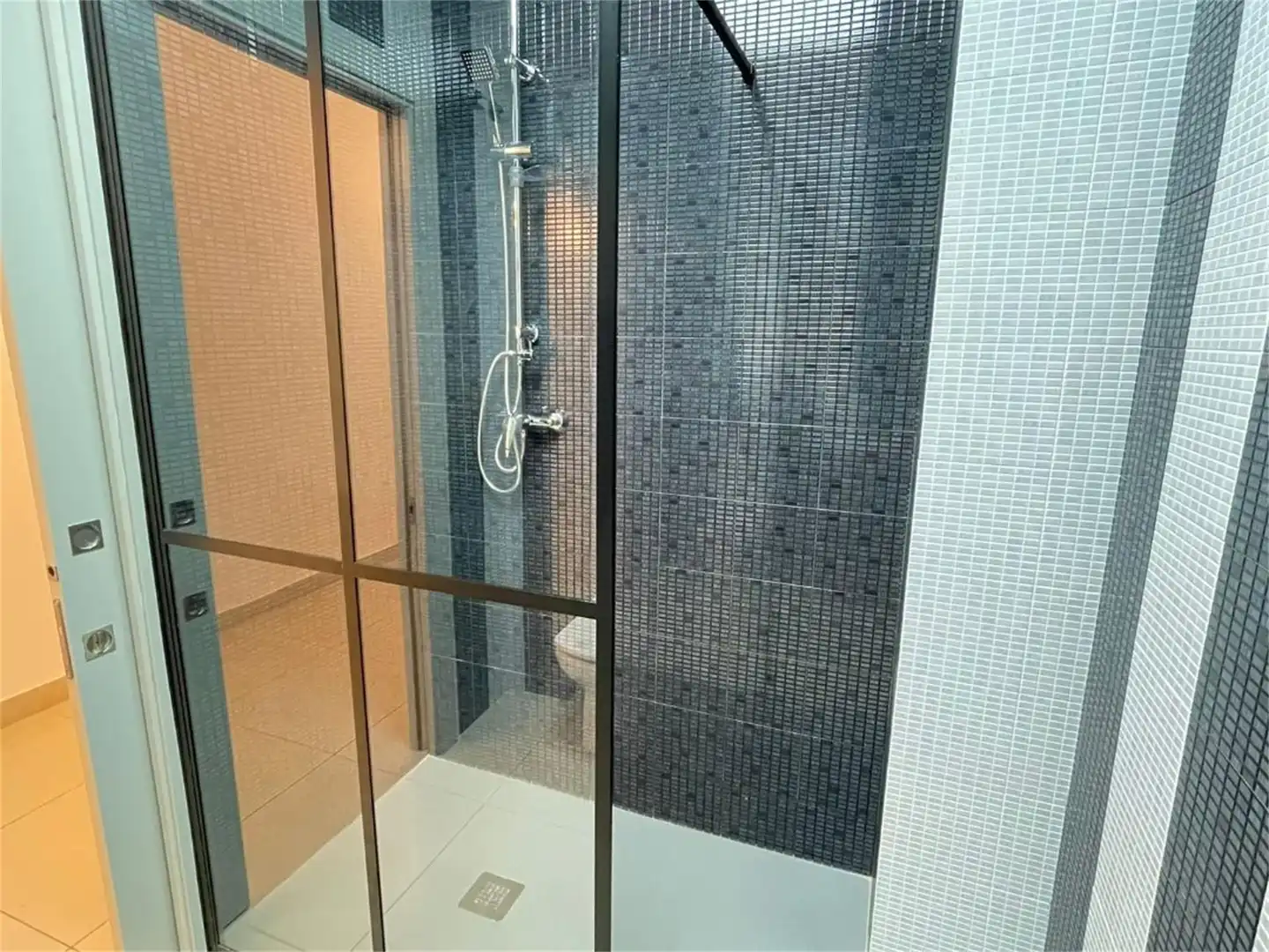 Flat for rent in Avenida Ciudad de Linares, Úbeda Bathroom of Flat for rent in Úbeda with Air Conditioner, Heating and Furnished