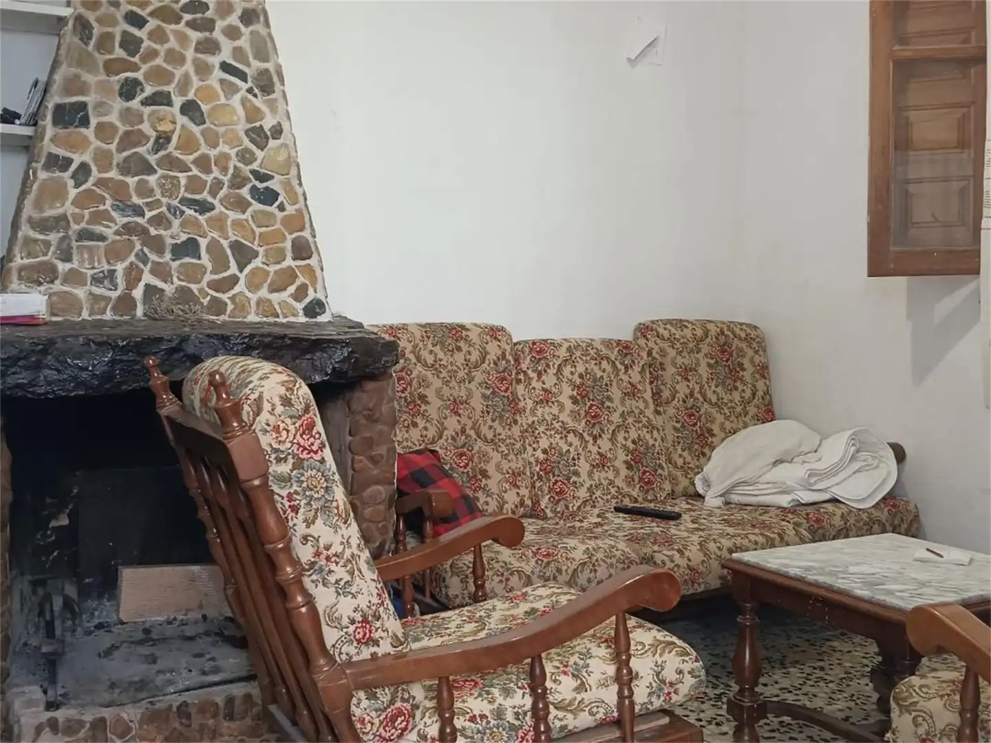 Wohnzimmer von Einfamilien-Reihenhaus zum Verkauf in Cervera del Río Alhama mit Terrasse