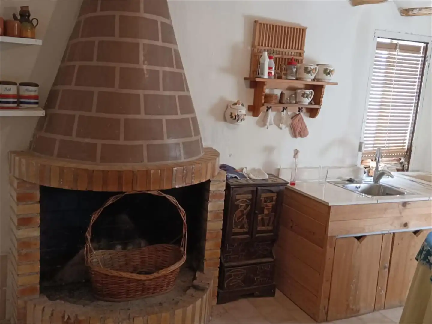 Küche von Einfamilien-Reihenhaus zum Verkauf in Cervera del Río Alhama mit Terrasse