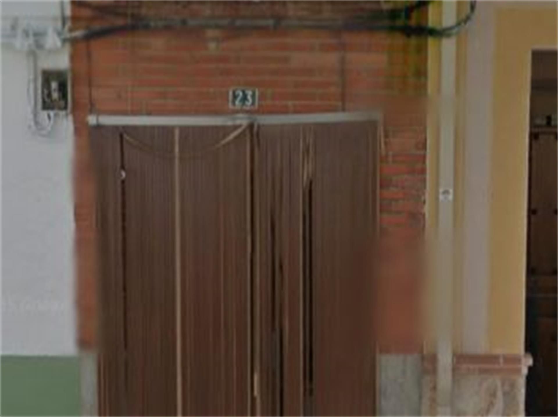 Casa adosada en venta en Calle Ramón y Cajal Baja, Mota del Cuervo Parking de Casa adosada en venta en Mota del Cuervo