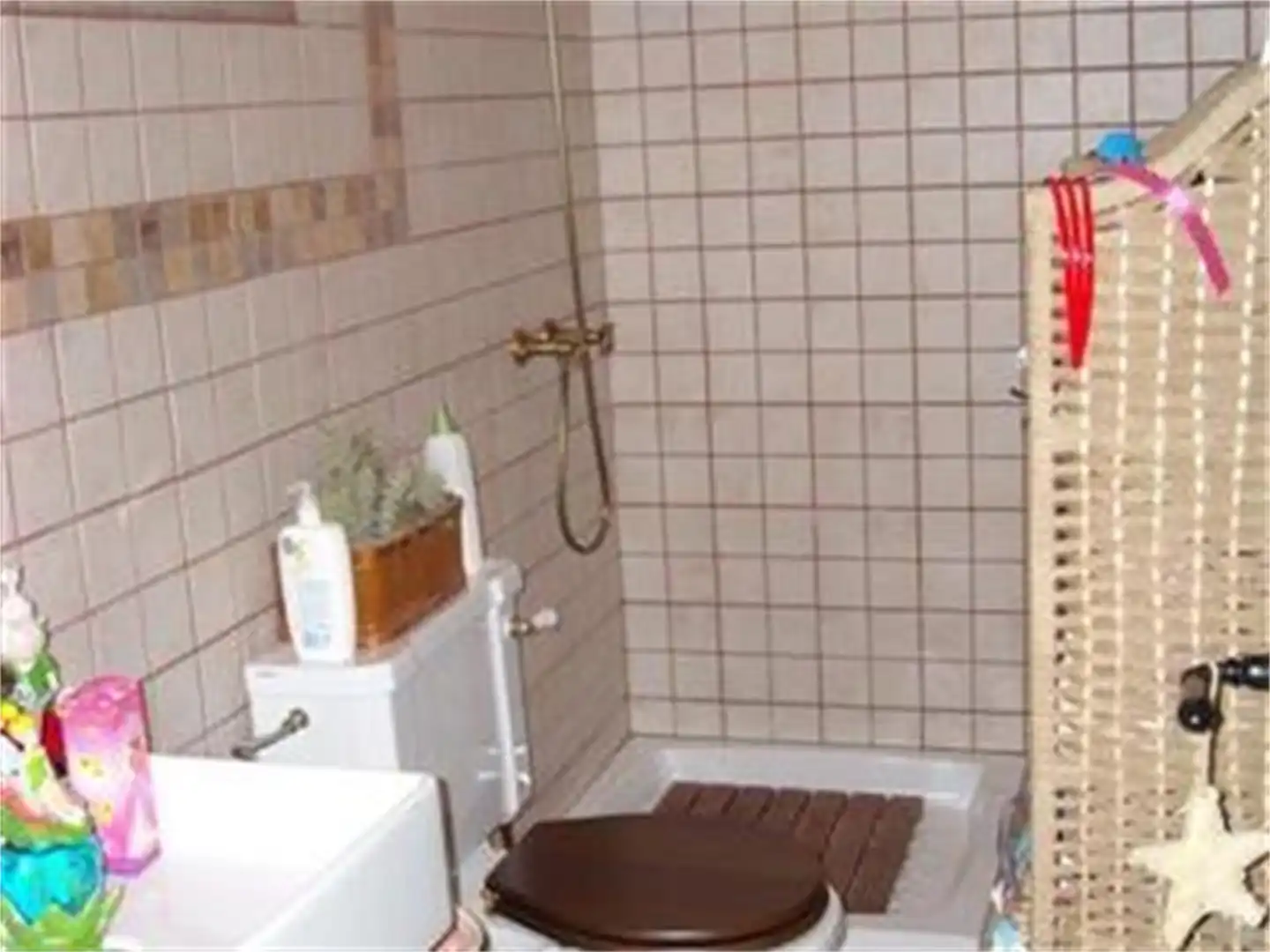 Piso en venta en Calle San Isidro, Torre de la Reina Baño de Piso en venta en Guillena con Aire acondicionado, Terraza y Balcón