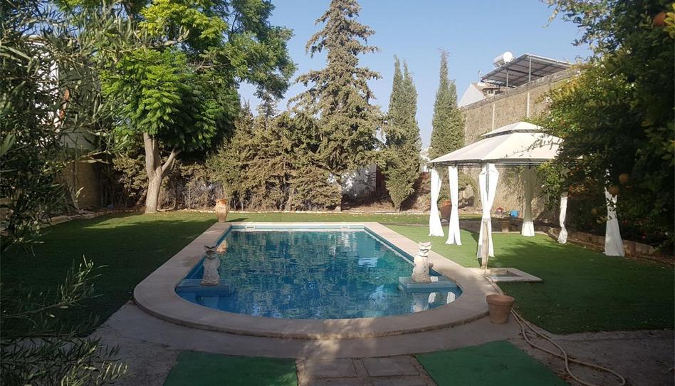 Foto 1 de Casa o xalet en venda a Calle Rafael de Paula, Paradas, Sevilla