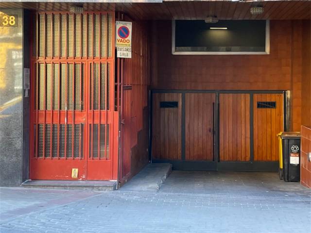 Garaje en Venta en Calle de Tomás Bretón en Delicias