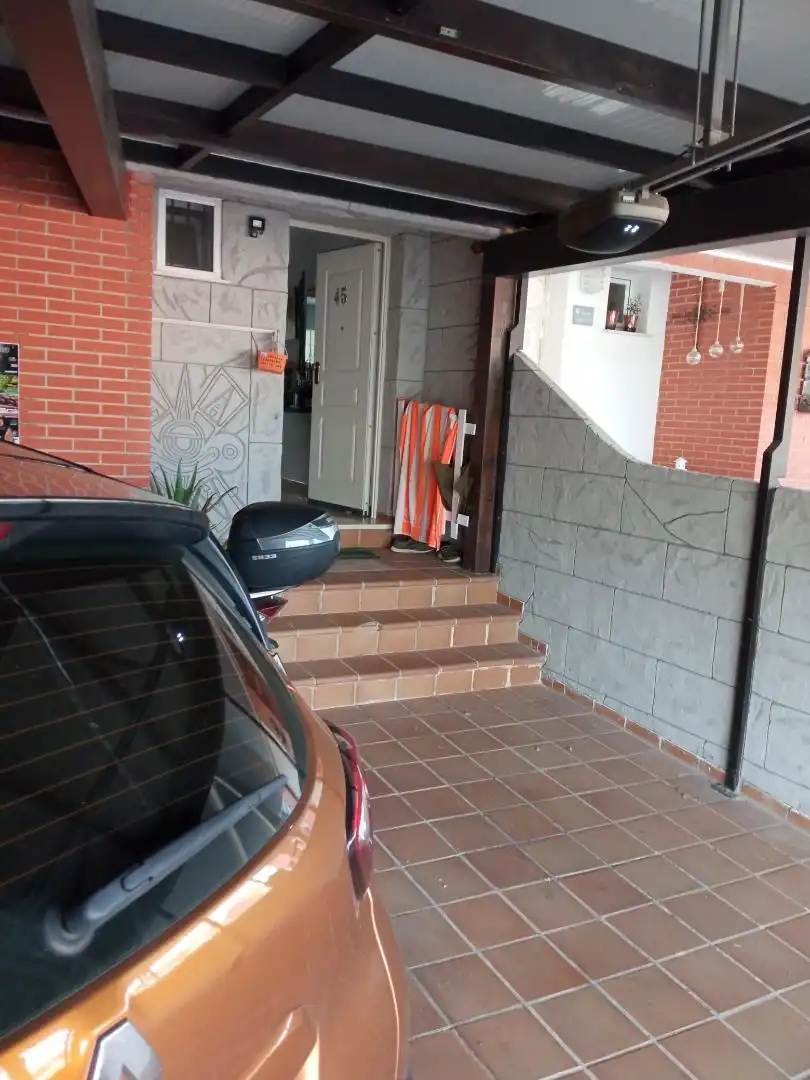 Casa adosada en venda en San Roque amb Aire condicionat, Calefacció i Terrassa