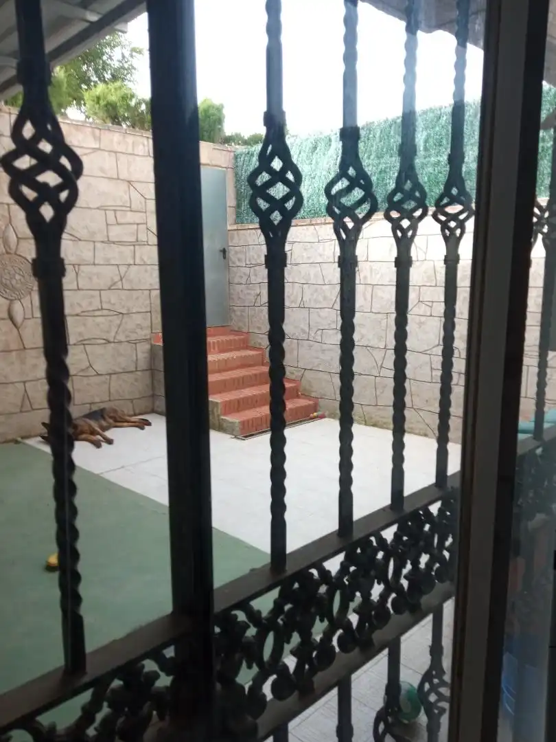 Casa adosada en venda en San Roque amb Aire condicionat, Calefacció i Terrassa