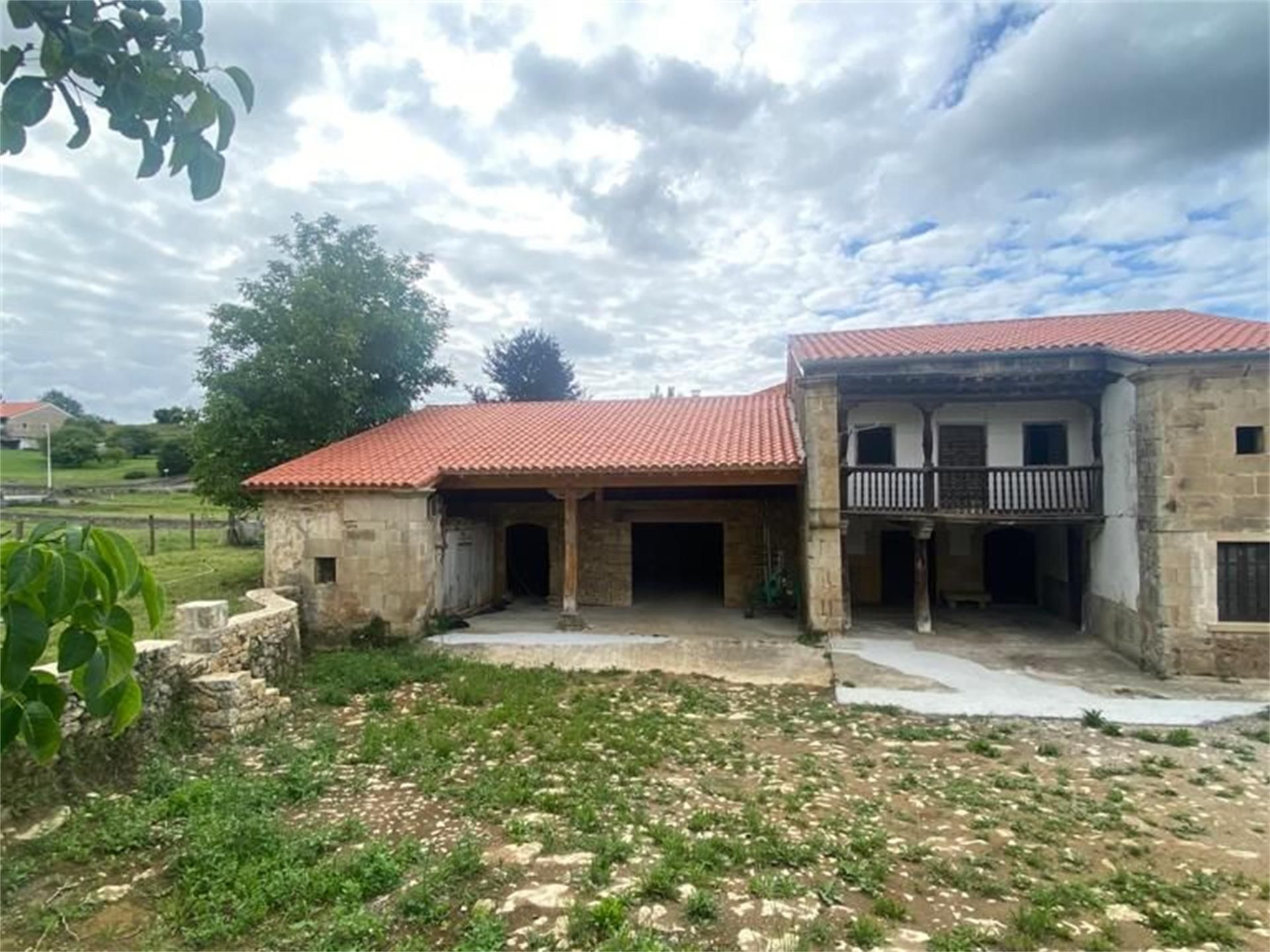 Vista exterior de Casa o xalet en venda en Reocín amb Jardí privat