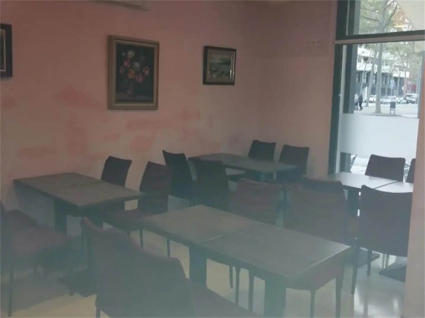 Comedor de Local en venta en Barcelona con Aire acondicionado, Calefacción y Amueblado