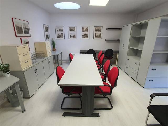 Oficina en Alquiler en Avenida Nuestra Señora de Estíbaliz, 2 en Judimendi