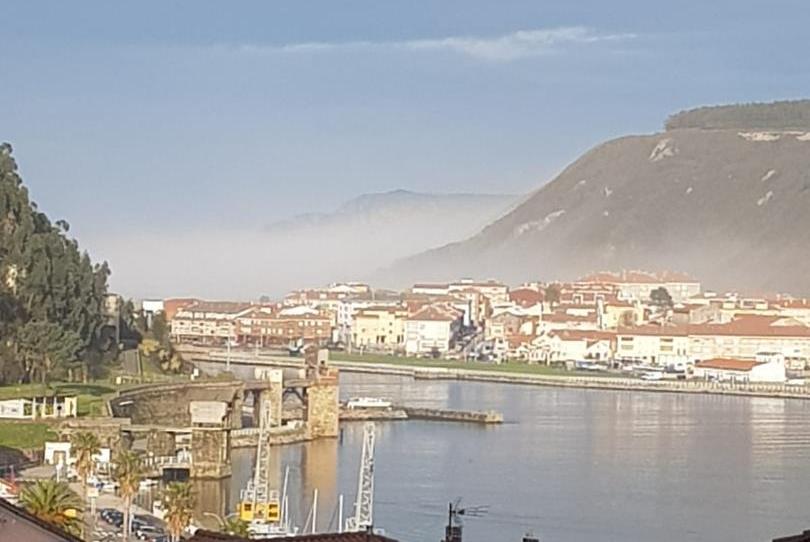 Single-family semi-detached for sale in Calle el Tolombreo Alto, 28, Cudillero, Asturias - image 1 Photo 1 of Single-family semi-detached for sale in Calle el Tolombreo Alto, 28, Cudillero, Asturias