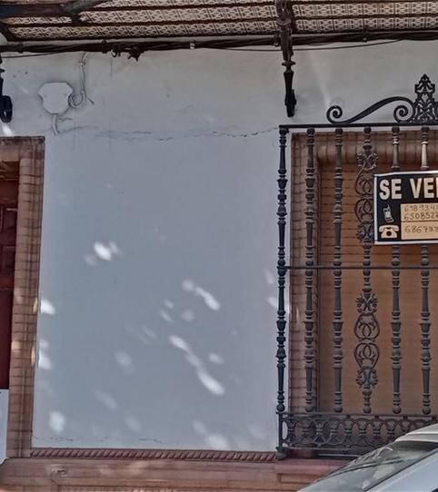 Single-family semi-detached for sale in Calle Bernabé García Ceballos, Gerena, Sevilla - image 2 Photo 2 of Single-family semi-detached for sale in Calle Bernabé García Ceballos, Gerena, Sevilla