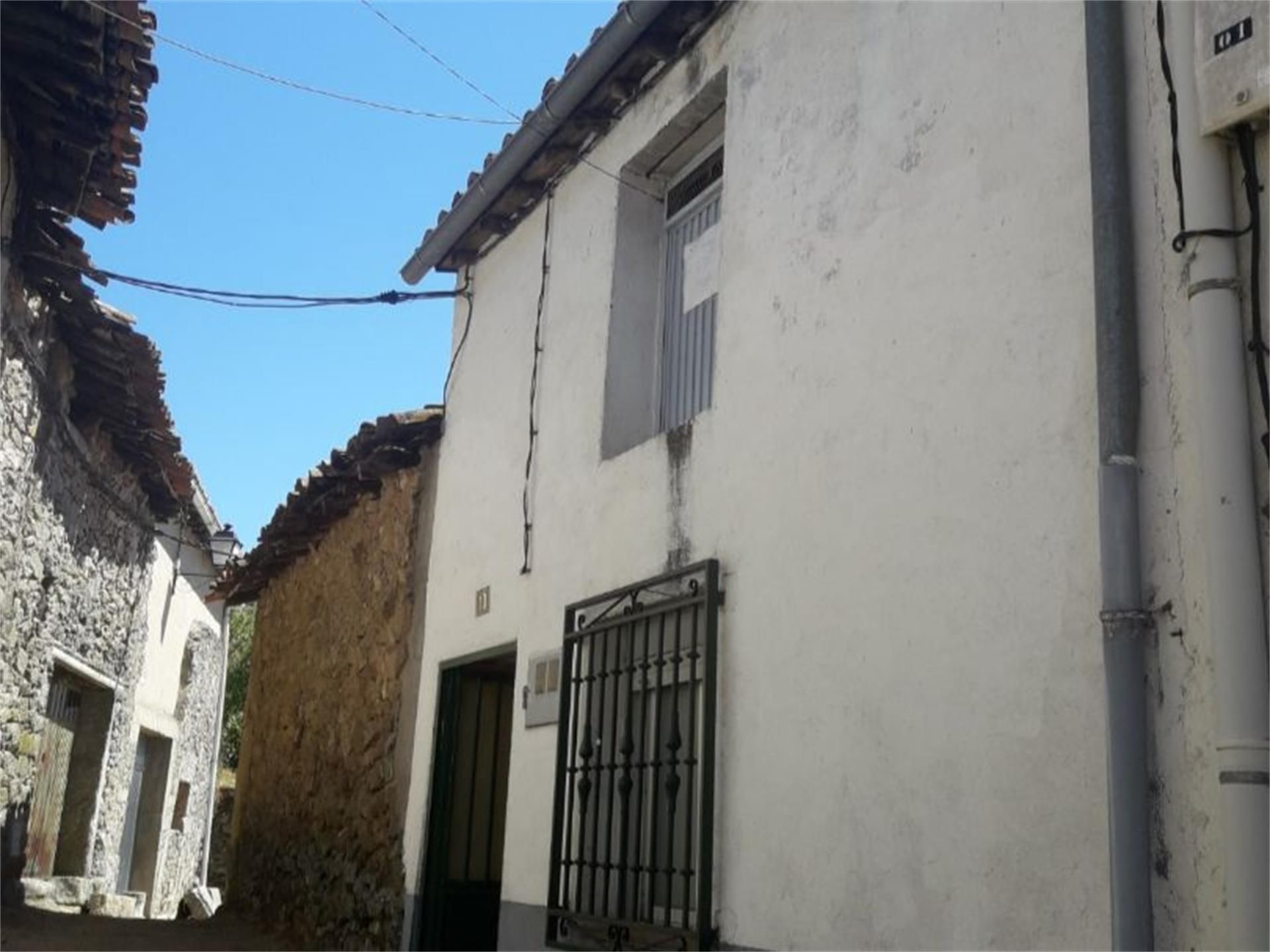 Vista exterior de Casa adosada en venda en Colmenar de Montemayor