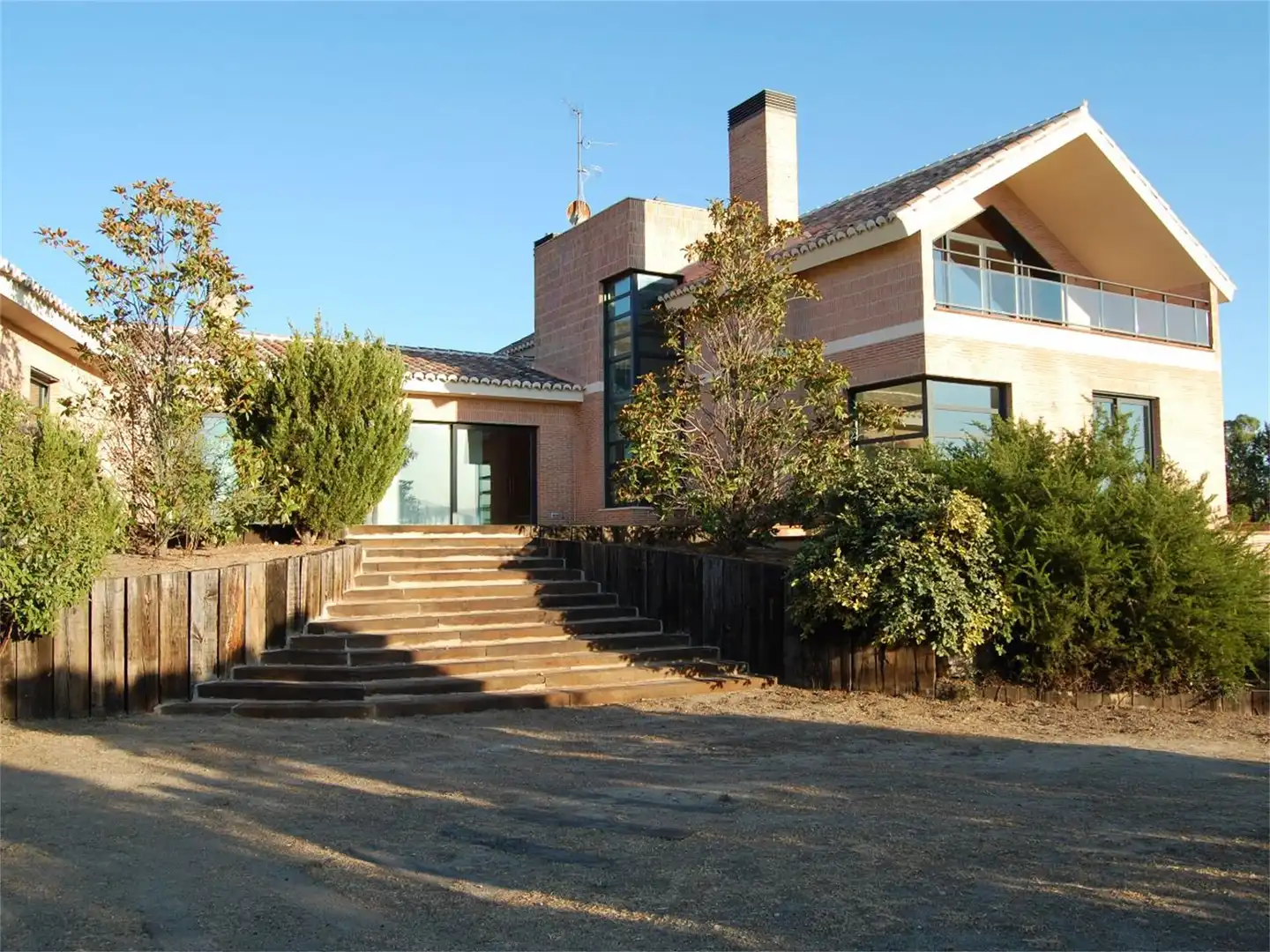 Casa o xalet en venda a Carrer Calle Arroyo del Osea, ., Fontenebro - Altavista Vista exterior de Casa o xalet en venda en Collado Villalba amb Terrassa, Piscina i Balcó