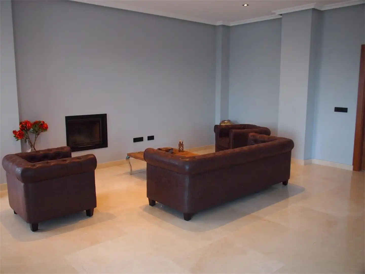 Casa o xalet en venda a Carrer Calle Arroyo del Osea, ., Fontenebro - Altavista Sala d'estar de Casa o xalet en venda en Collado Villalba amb Terrassa, Piscina i Balcó