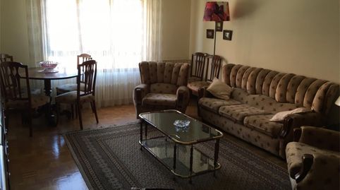 Foto 5 de Piso en venta en Avenida de la Constitución, Sahagún, León