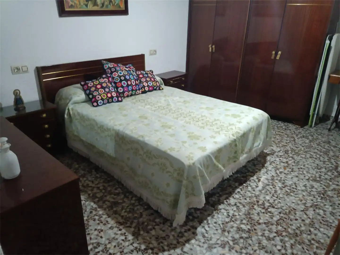 Habitación de Casa adosada de alquiler en Santiago-Pontones con Jardín privado y Amueblado