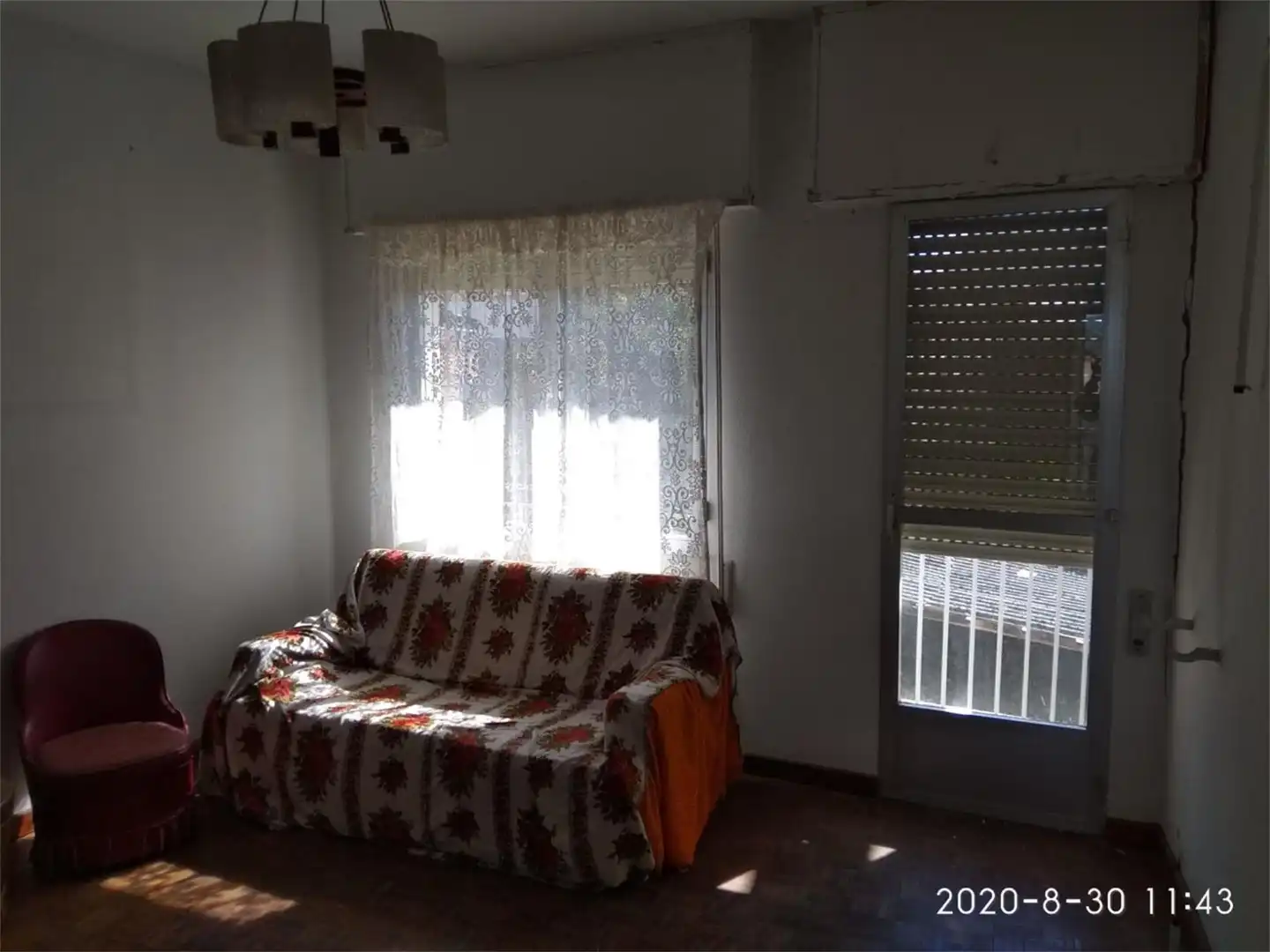 Finca rústica en venta en Avenida Aníbal Carral, Camponaraya Sala de estar de Finca rústica en venta en Camponaraya con Calefacción, Jardín privado y Parquet