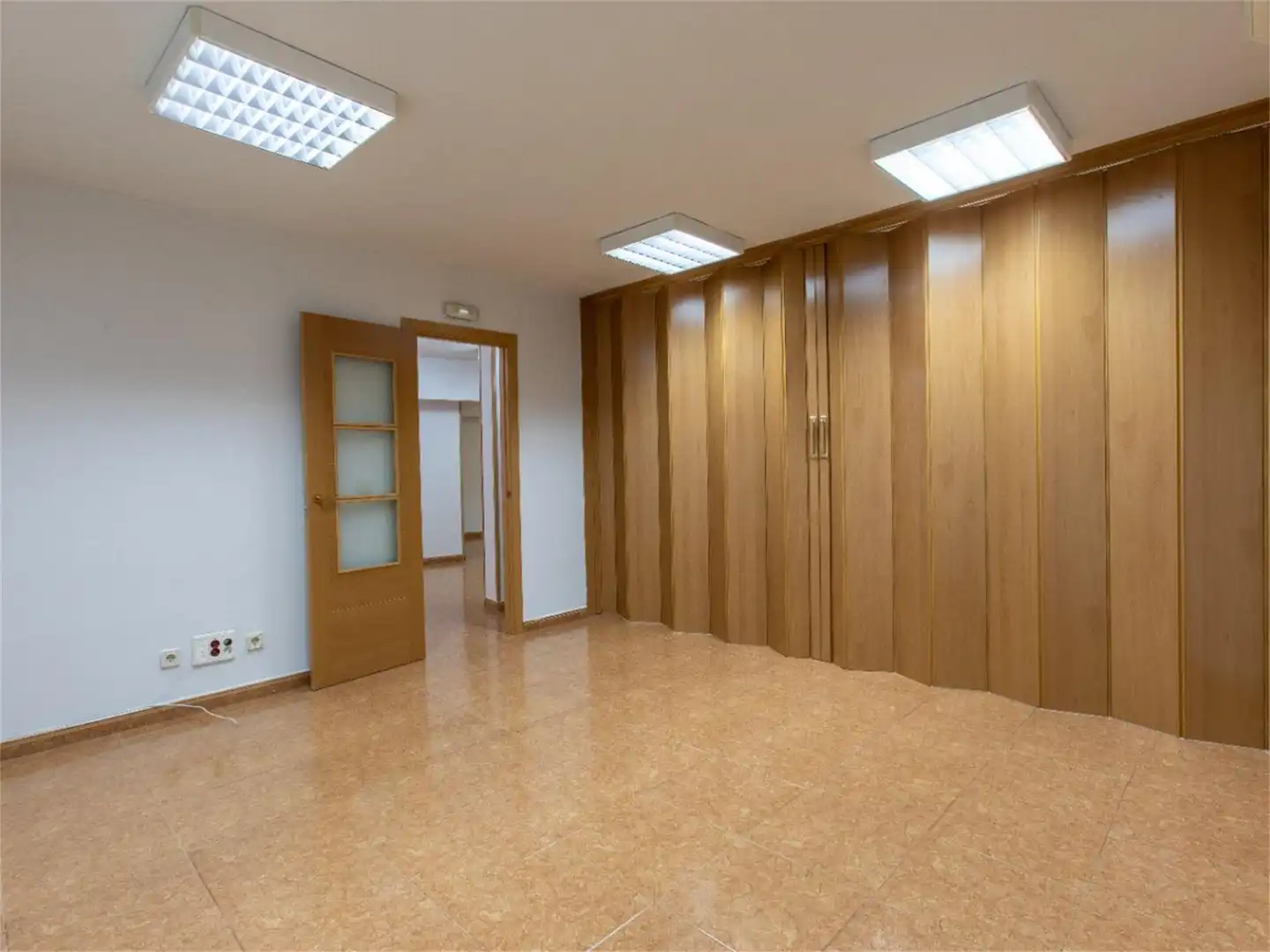 Commercial properties for sale in Calle Hospital, Zona Centro - Ayuntamiento Commercial properties for sale in Pinto