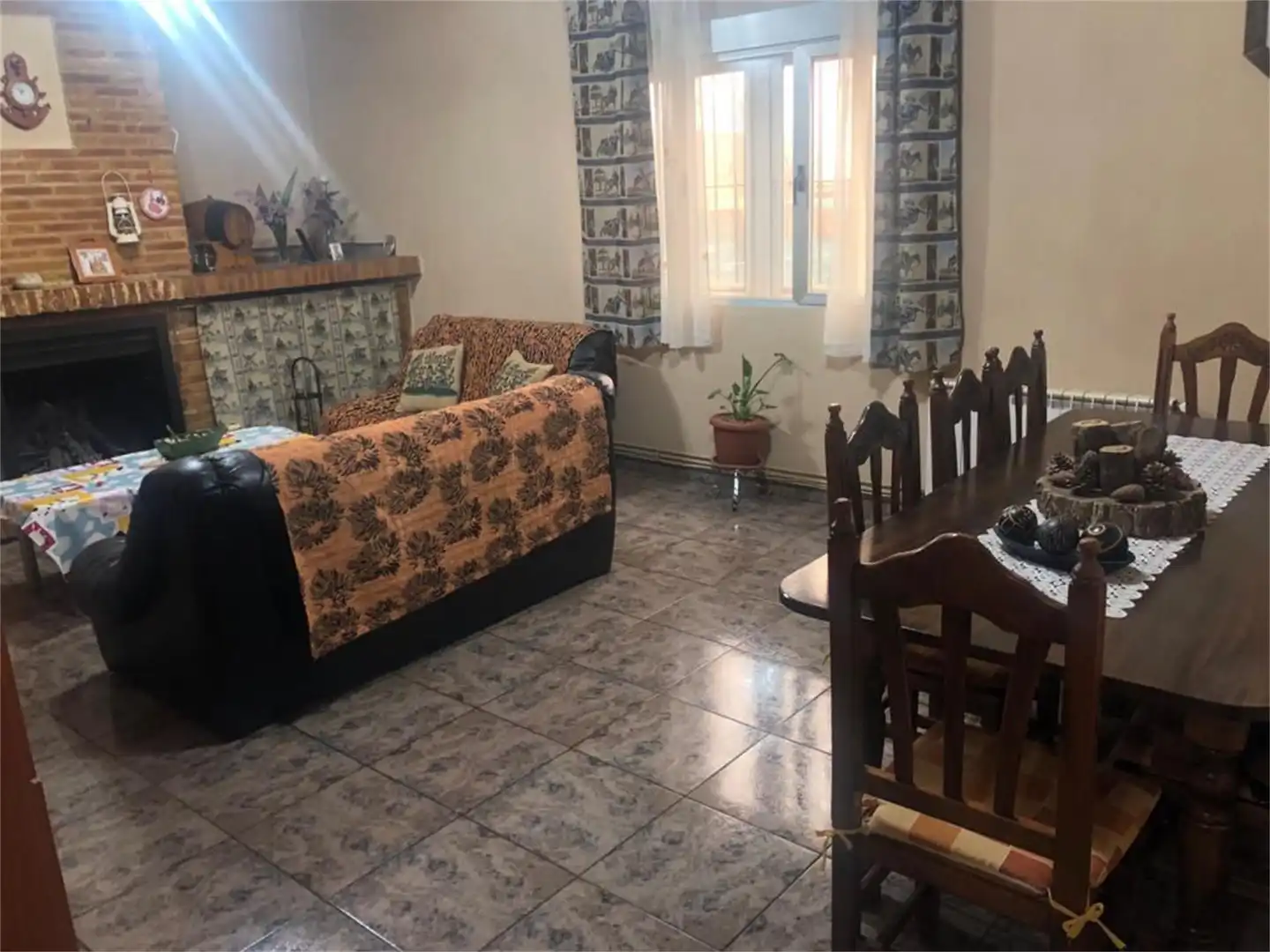 Casa o xalet en venda a Membrilla Menjador de Casa o xalet en venda en Membrilla