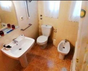 Bathroom of Flat to share in Cáceres Capital  with Furnished and Balcony