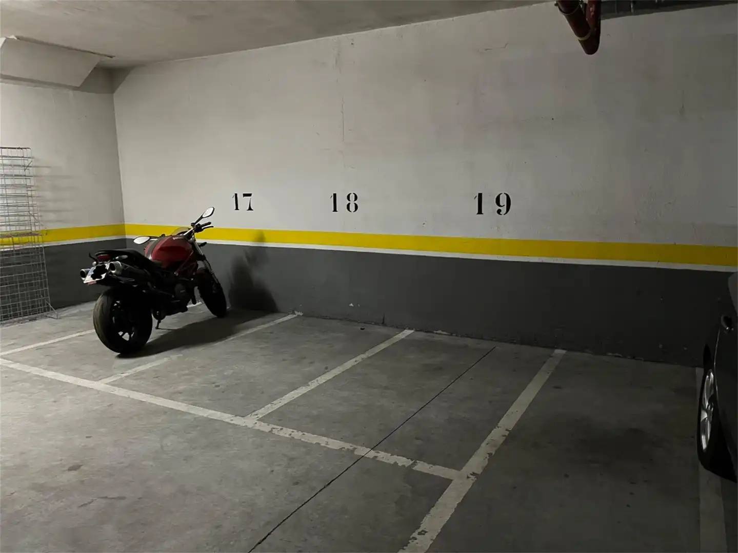 Parking of Garage for rent in Madrid