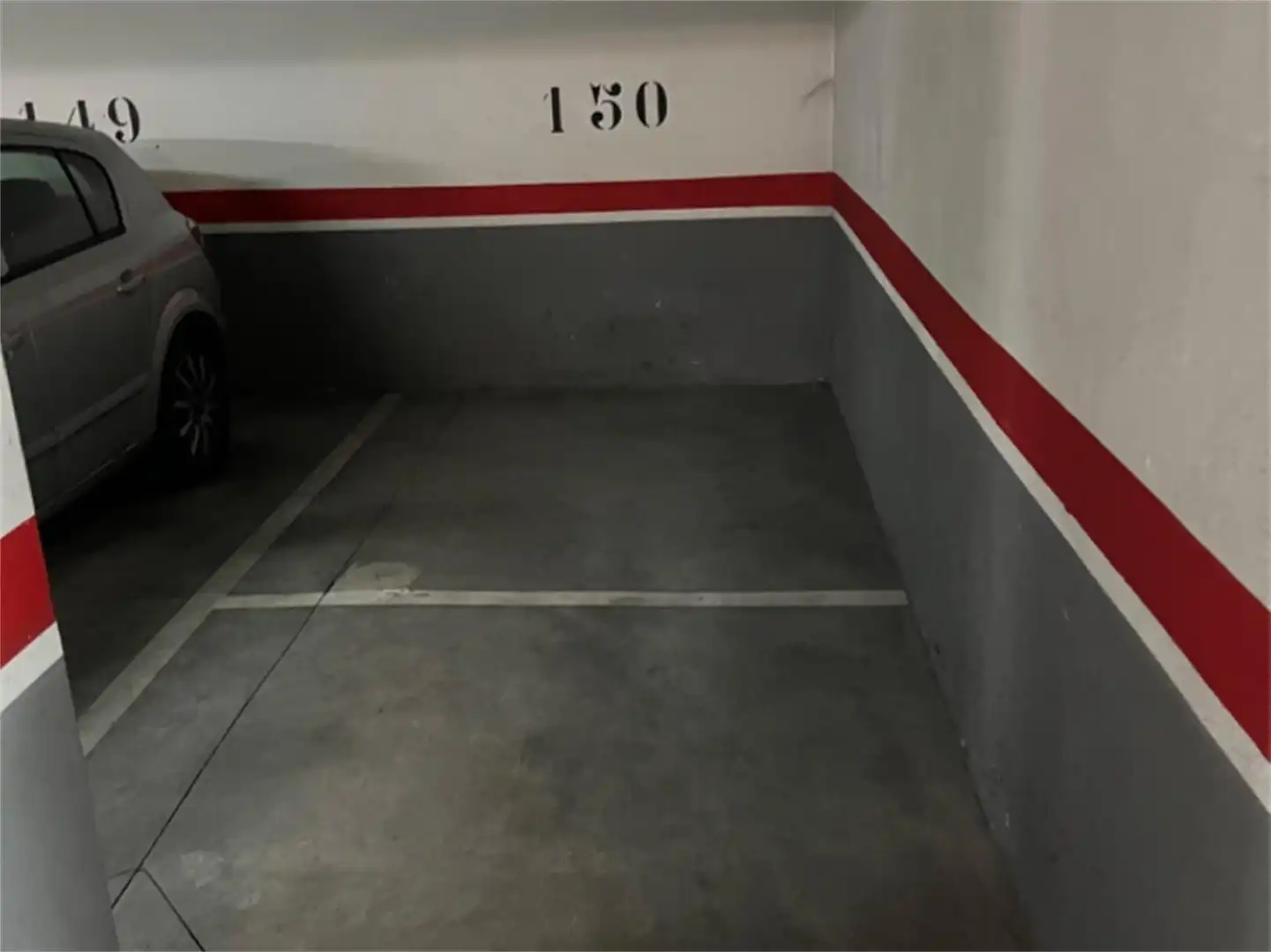 Parking of Garage for rent in Madrid